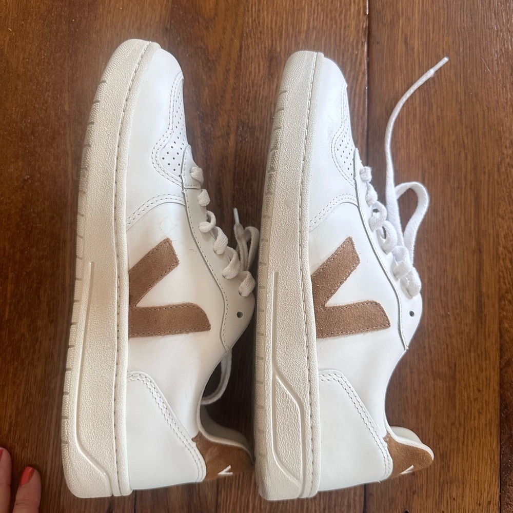Veja Sneakers